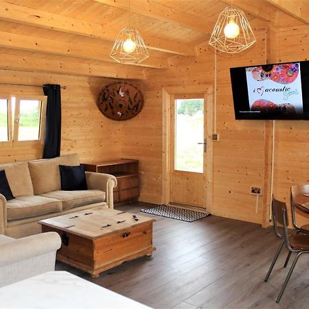 Stunning 5-Bed Cabin In Ashton Under Hill Evesham Exteriér fotografie